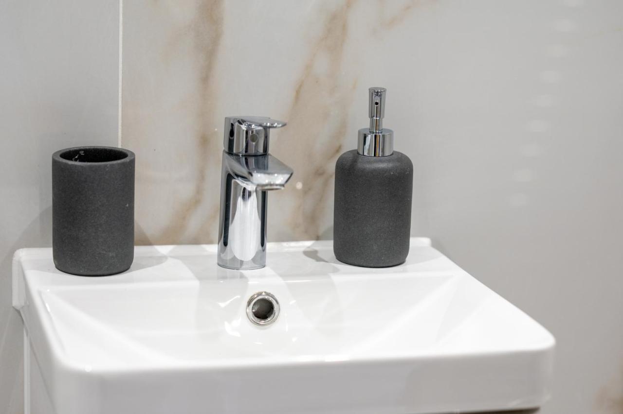 Appartamento Lux 2 Bedrooms - 2 Bathrooms - F7 *